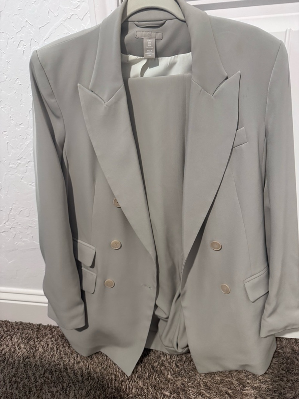 Pant Suit/Soft Sage Double-Breasted Blazer